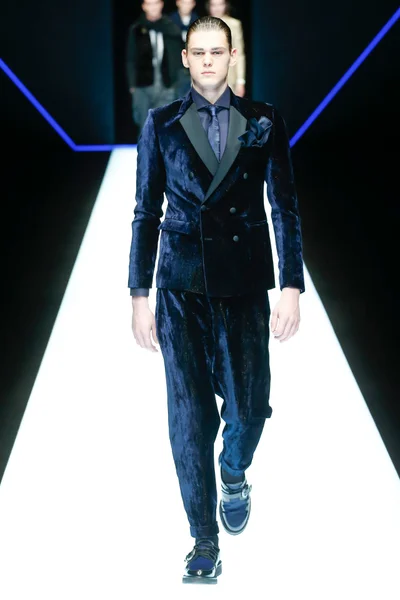 Look 59